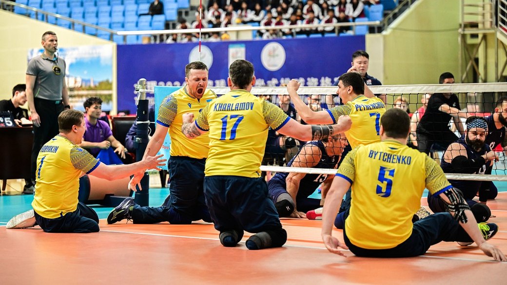 Чоловіча збірна України з волейболу сидячи вперше за вісім років кваліфікувалася на Паралімпіаду.