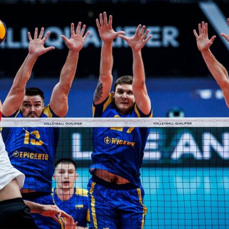 Украинская волейбольная сборная не прошла квалификацию на Олимпийские игры 2024 года, однако имеет возможность исправить ситуацию.