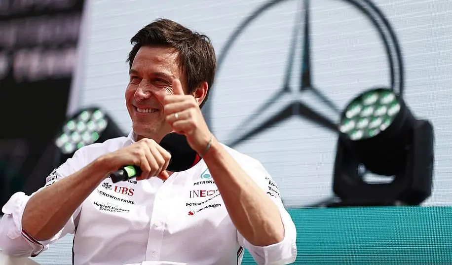 Руководитель Mercedes предсказывает, когда команда будет готова соперничать с лидерами Формулы-1