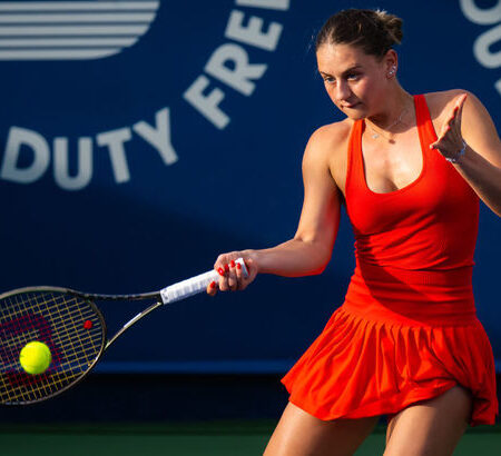 Теннисистка Марта Костюк не смогла пройти второй круг турнира в Риме, потерпев поражение.