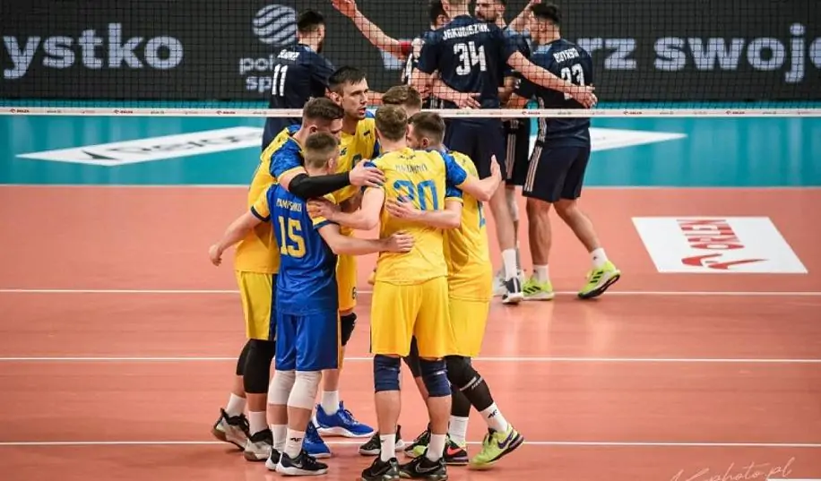 Украинская национальная команда потерпела очередное поражение от Польши