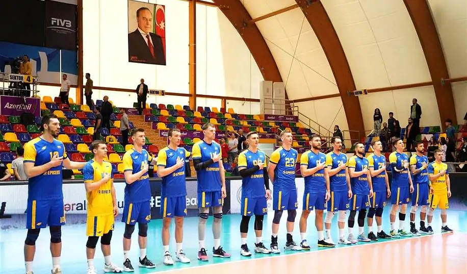 Видеотрансляция матча Евролиги по золотому волейболу между командами Люксембурга и Украины.